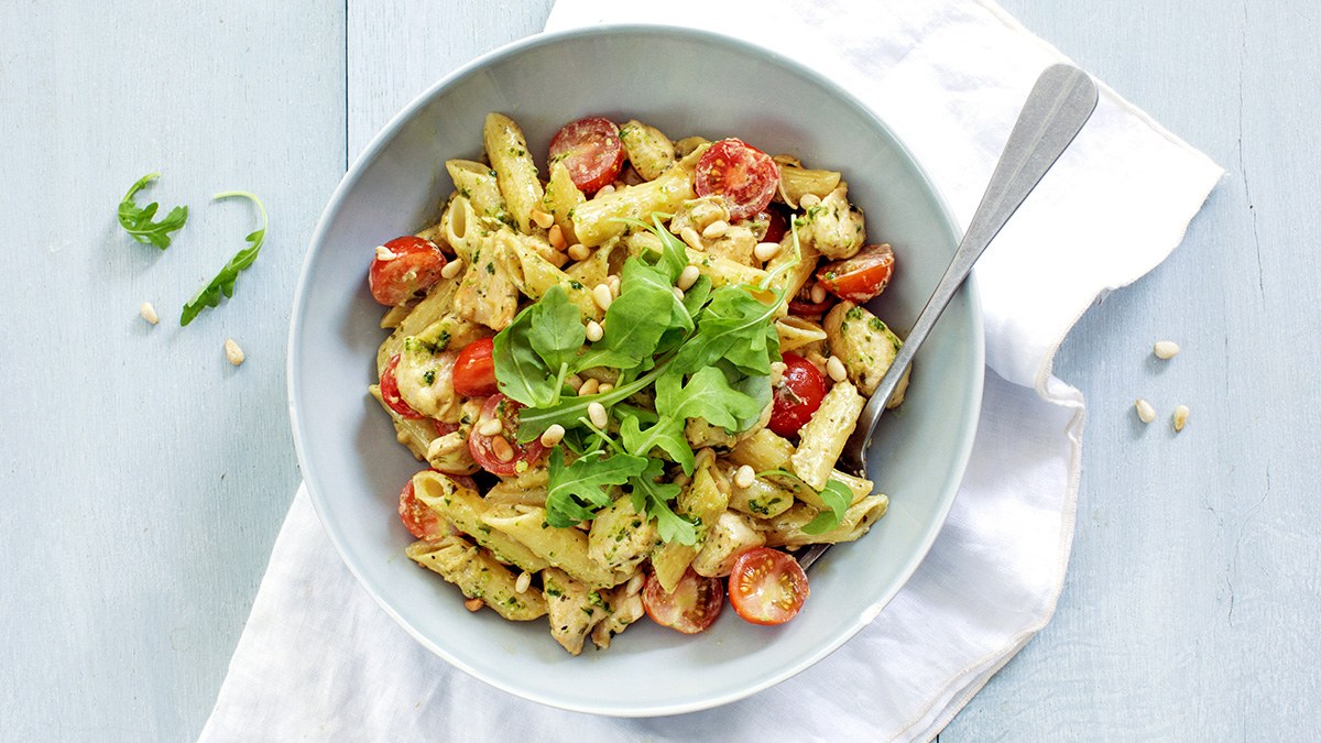 <b>Pasta Pesto</b>(vegetarisch))<br>eventueel  glutenvrij, geef aan in <br>opmerkingenveld